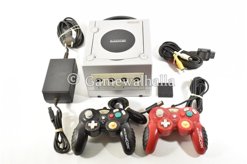 Gamecube Console Silver + 2 Controllers - Gamecube